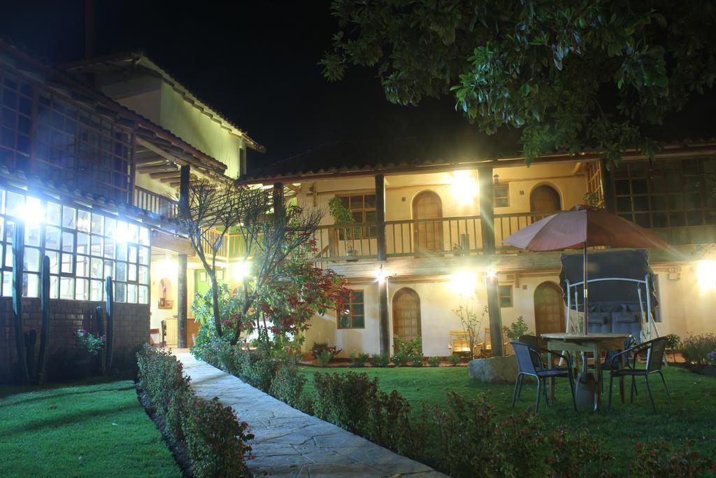 Iorana Urubamba Hotel Exterior photo