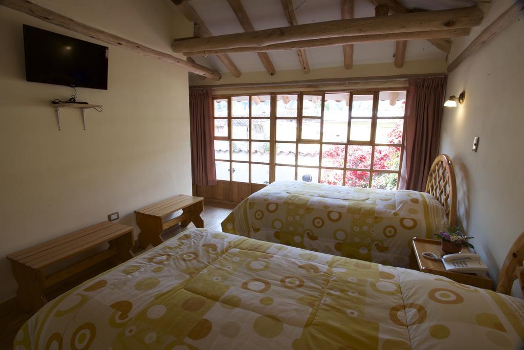 Iorana Urubamba Hotel Room photo