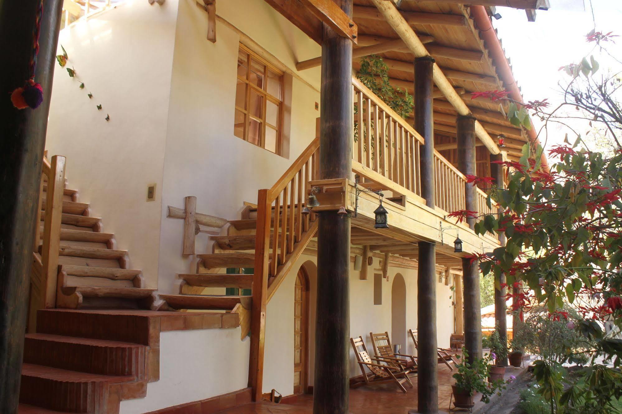 Iorana Urubamba Hotel Exterior photo