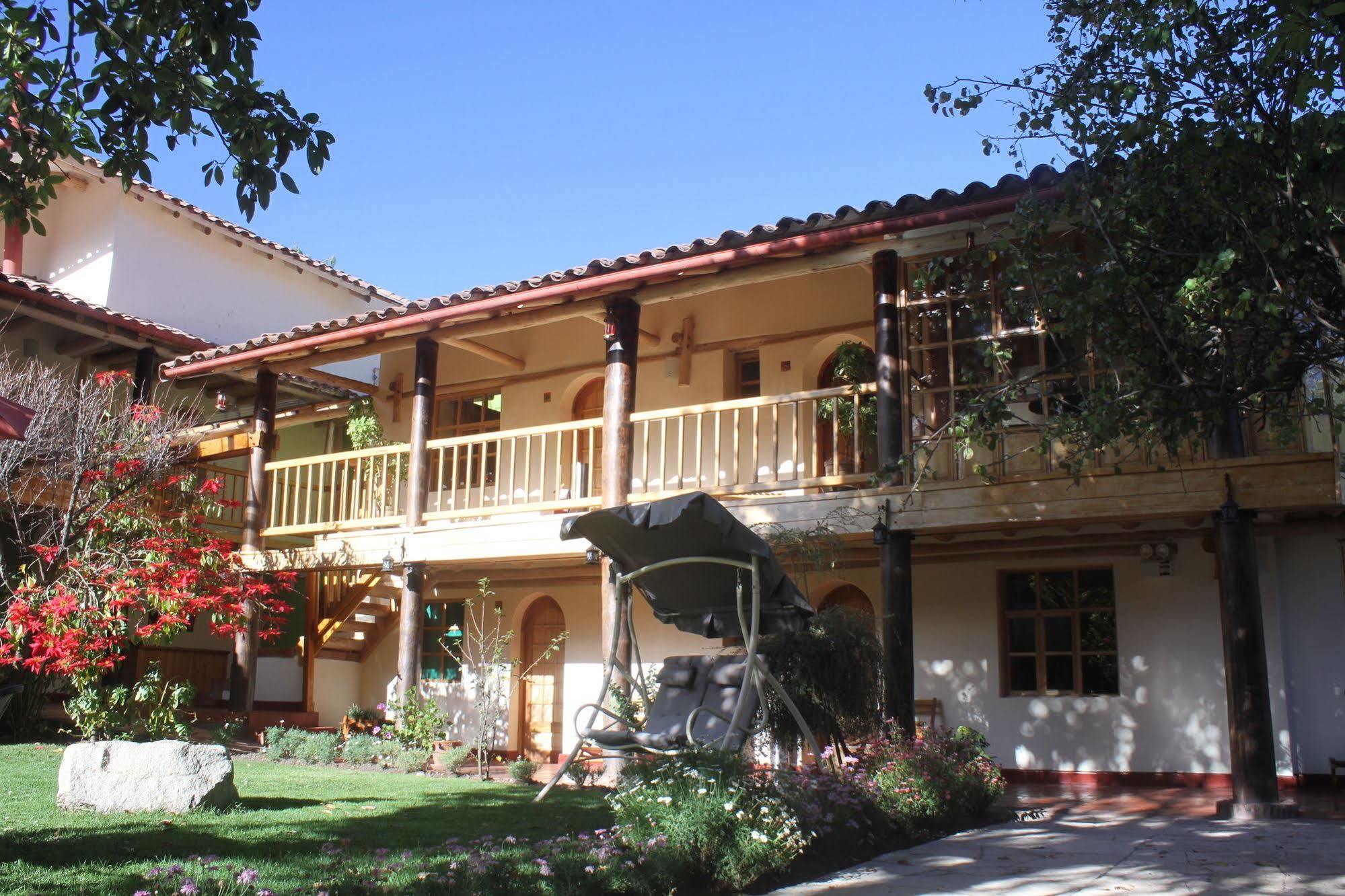 Iorana Urubamba Hotel Exterior photo